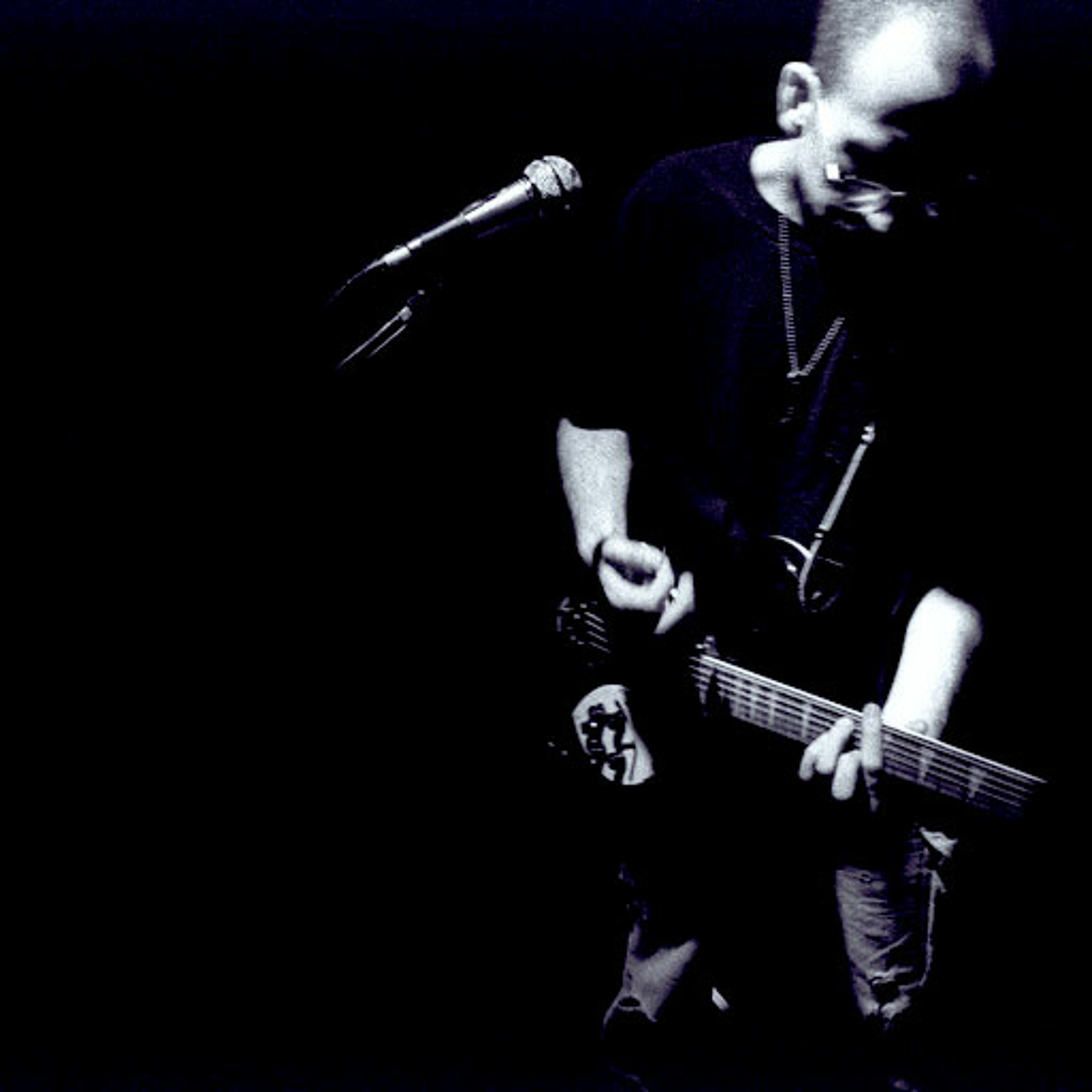 Michael Boezi / *daisy*
