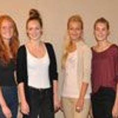 De 10 Finalister i Modelkonkurrencen.dk synger i Lydstudiet Aros