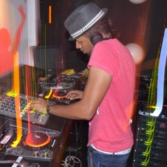 Dj Lucky - Mix Miss Angola 2011 @ Coliseu dos Recreios
