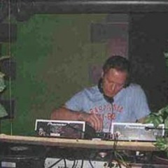 nuttencaramba@aachen homeworx by sven o.