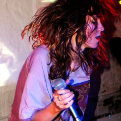Penelope Edmund - Hey