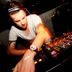 Steve Smart vs Eric Prydz - 2nite baby