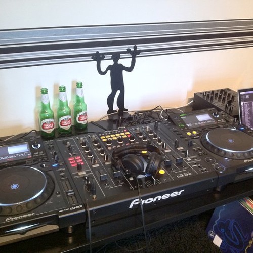 Makina Til i Die (MTID) Vol 2. Work In Progess Mixes