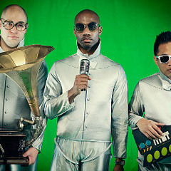 Green Velvet  feat. Santiago  and Bushido - Turn It Up (Technoyzer remix)