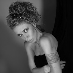 JERRRA BLUES - KEEPIN HIGH feat SLUDGE PHONIK (dubstep version)