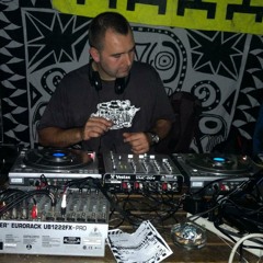 13 - cd sl-dz1200 technics set in Torun (Poland) 01.10.2011 - "break your tek 2" party