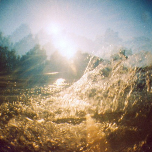 new day-new sun ([rbe | bluezr - drop of water] split out now @ www.sickonasty.bandcamp.com)