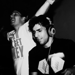 Yoav vs Pascal & Pearce - Beautiful Lie