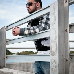 Pedro Henriques Ft. Giuseppe Viola - Spread The Love (Original Mix) Played On Tiesto Club Life 238