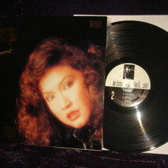 นัดดา วิยกาญจน์-มีดอกไม้มาฝาก