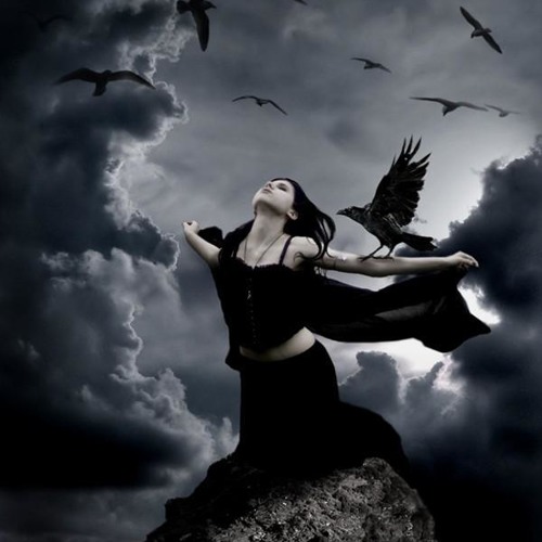 Giselle - Break The Silence, Halloween Special@Innervisions Radio (29.10.2011)