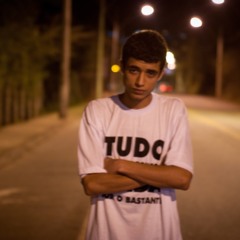 Thiago SKP - Interesses e sorrisos. (prod Mestre Xim)