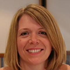 Annie Othen interviews Dr Jackie Blissett on BBC Coventry & Warwickshire (03/11/2011)