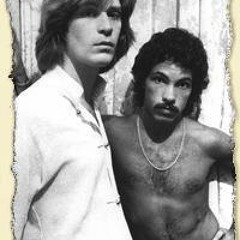 Hall and Oates - I can't go for that - (Roscoe's it's all about the mustache remix)