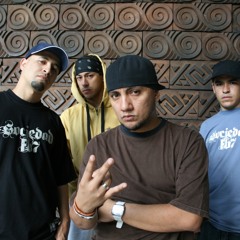 En Medio de la Guerra