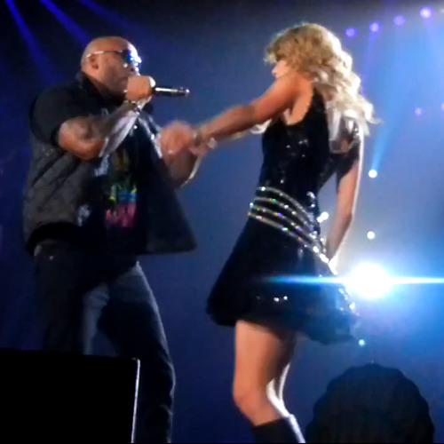Taylor Swift & Flo Rida Right round