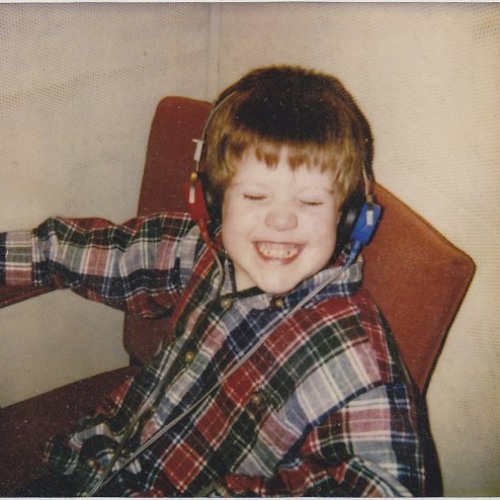 Stream Street Light by Mischiefmanaged Listen online for free on