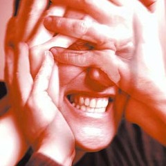 Oigo Voces (Esquizofrenia)