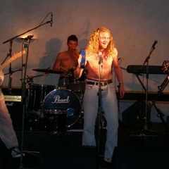 Cider Spiders - Invisible Zombie (Live)