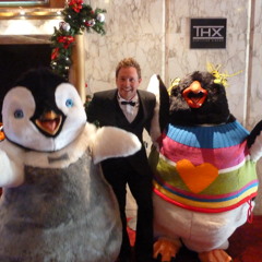 Jamie meets Happy Feet 2 cast