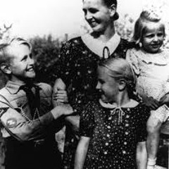 The Super Race - Tunji!