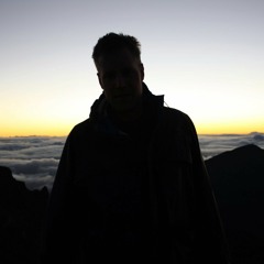 Auteur - Velvia (PointBender's Dusty Drum Machine Remix) [Free Download]