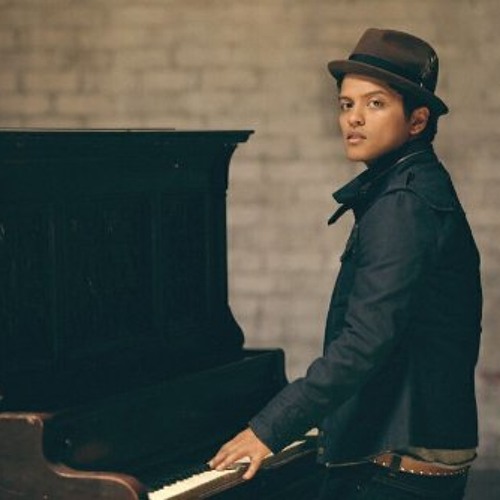 Talking to the moon-it will rain (bruno mars) mashup