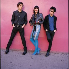 Yeah Yeah Yeahs - Cold Night (Les Petits Pilous rmx)