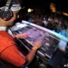 MI PIACE SPACCARMI LA TESTA