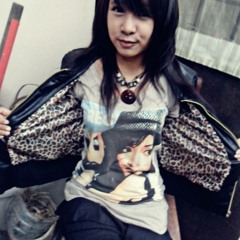 Mahadhir feat.Daly Ahli Fikir - Momentum