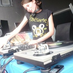 DJ Amy - Maaa 7X Turntable Remix
