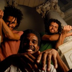 Macaco Bong - Bananas For You All