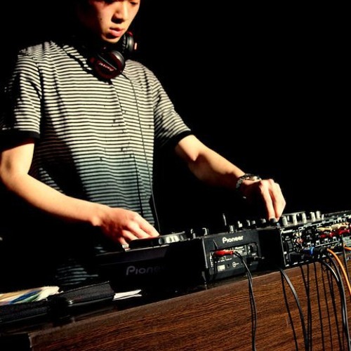 DJ AGUAI ❤愛玩點子❤(77)Double Seven Lounge電律派對Live Set (2011.10.08)