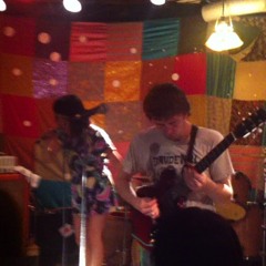 Deerhoof - Milk man at Club Bbang, Seoul (Dec 10th, 2011)