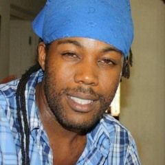 STIKKI TANTAFARI...FLOWER IN MY GARDEN