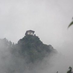 kuenzang moenlam