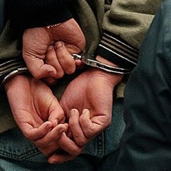 TUVE QUE SER DELINCUENTE (2011)