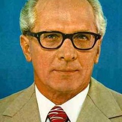 Martin W  - Honecker (2006)