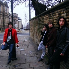 The Troniks - Stop Crying Your Heart Out(Oasis cover)