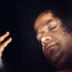 SRI SATHYA SAI BABA SINGS Love is My form, Truth is My breath
