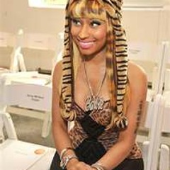 SO smile Nicki Minaj I GOT U