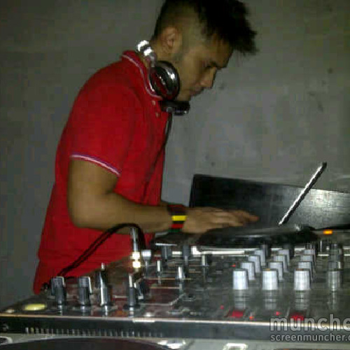 FREAK OF DETEROIT remix ( DJ EDHO SAKY )