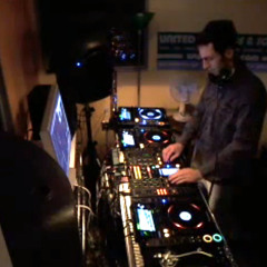 Old-School Atmospheric Jungle & Drum n Bass Mix December 2011