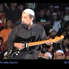 Ustaz Azhar Idrus Feat Zizan - Unrelease Track (Live At Dataran Kemerdekaan Shah Alam)