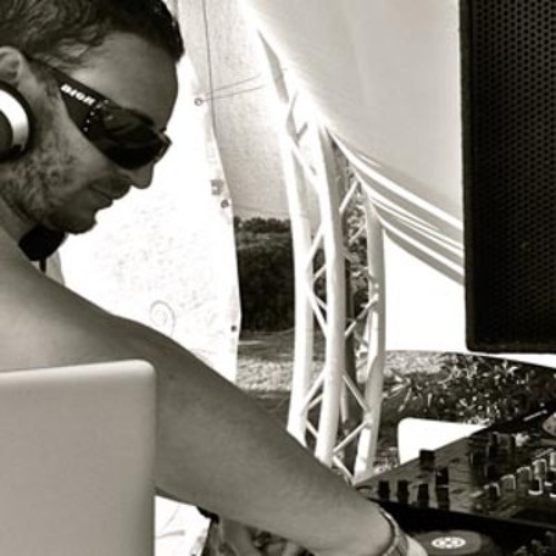 minimal tech