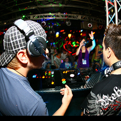 CAFFEINE & BIZERK - 2012 INTRO (FREE TRACK)