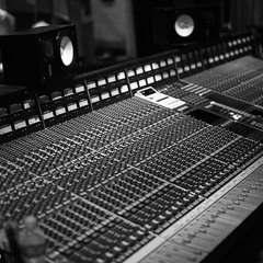 SKHYLIFE ENT- "The Session" by Sonzu & Chico