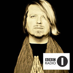 Robert Babicz : BBC Radio 1 Essential Mix (26-03-2011)