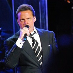 Luis Miguel - Lo Que Queda de Mi  (Live DVD Version Arg 2010)