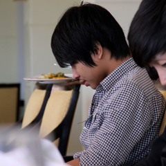 ល្អដូចអូនមិនសំមកស្នេហ័បង :(